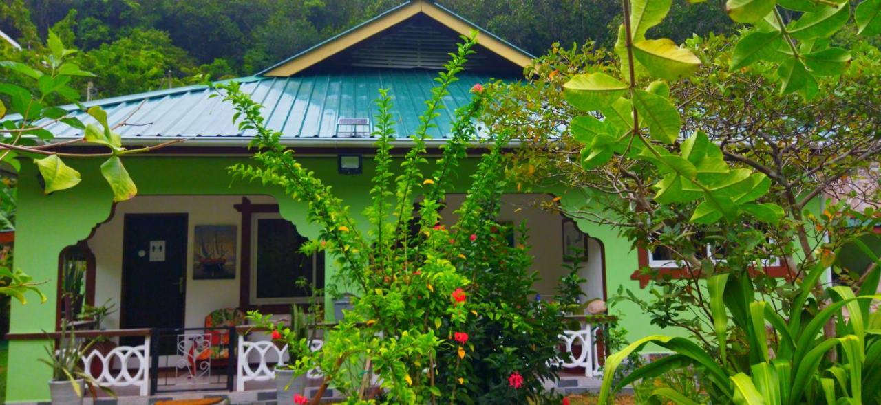 Dan Zoranz Self Catering Guest House ลาดิก ภายนอก รูปภาพ