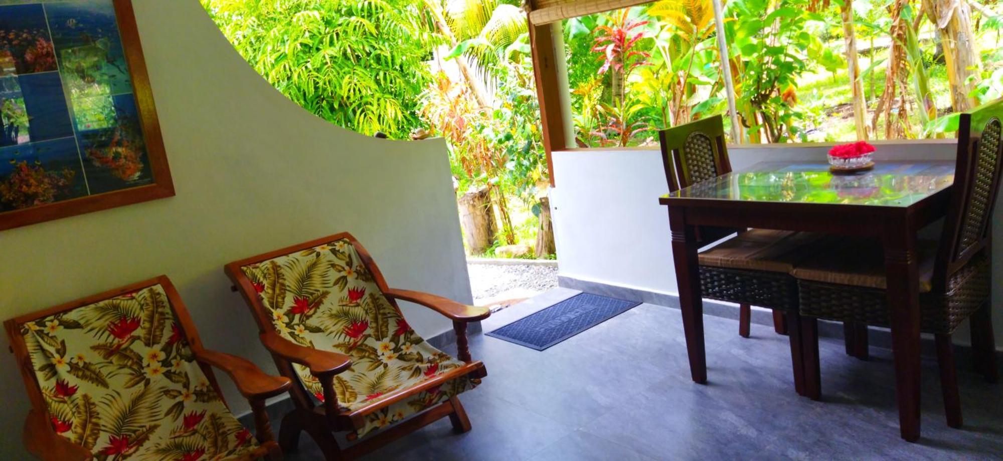 Dan Zoranz Self Catering Guest House ลาดิก ภายนอก รูปภาพ